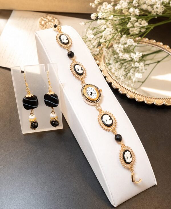 Victorian Elegance — handmade one-of-a-kind jewelry by The Kingwood Collection
