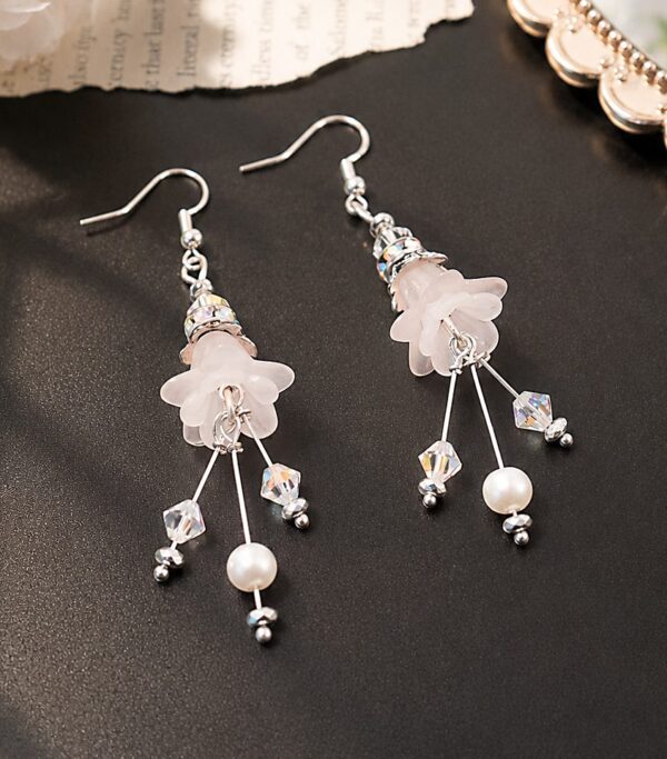 White/Clear/Silver — handmade one-of-a-kind jewelry by The Kingwood Collection