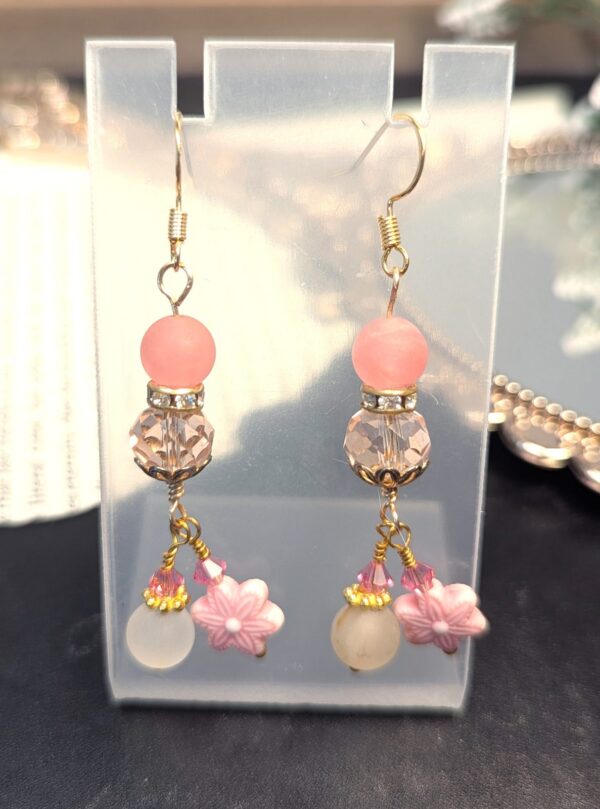 Old English Flower Garden — handmade one-of-a-kind jewelry by The Kingwood Collection