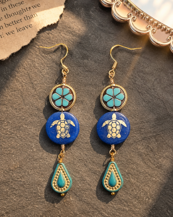 Sea Turtle Tide Earrings
